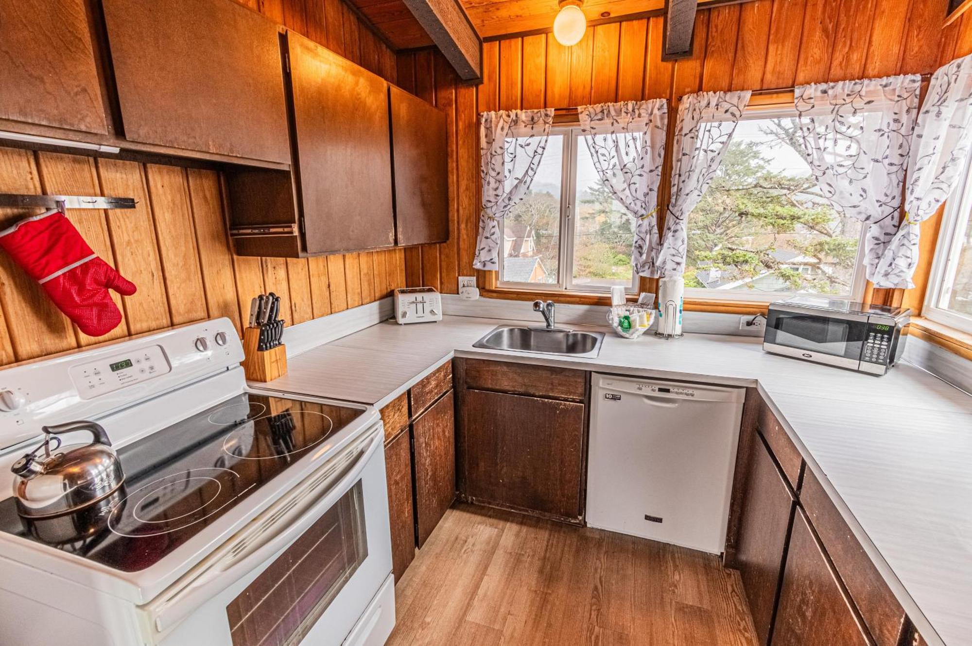 Arnold Beach House 3 락커웨이비치 외부 사진