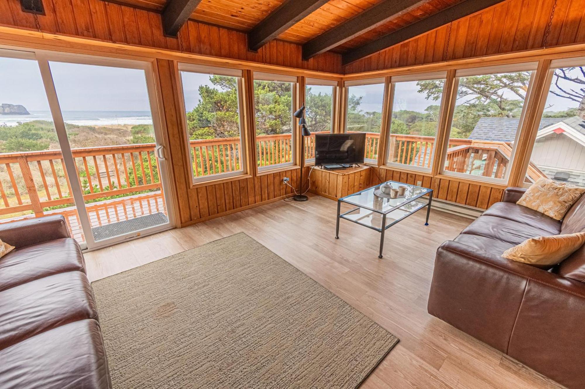 Arnold Beach House 3 락커웨이비치 외부 사진