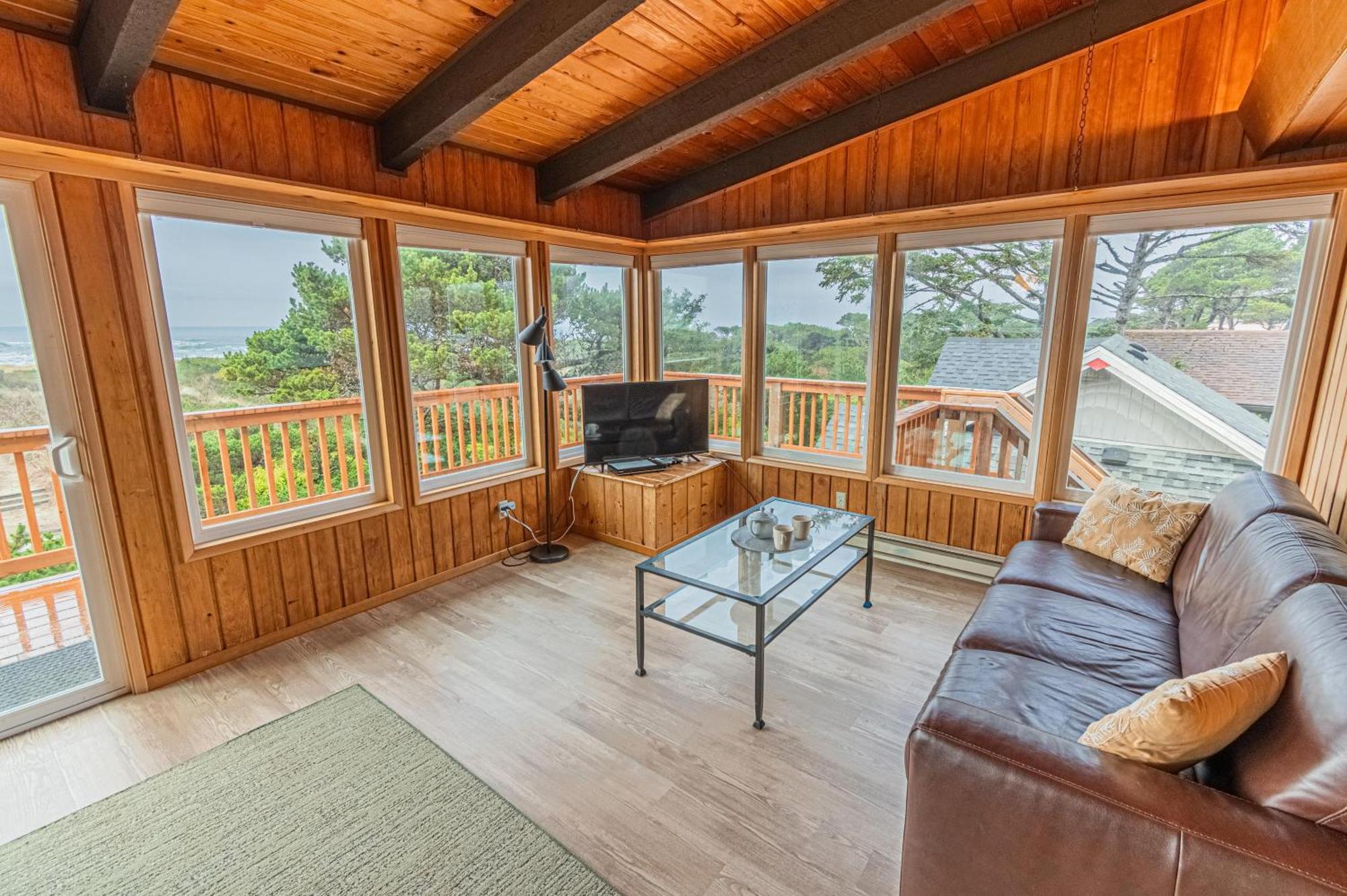 Arnold Beach House 3 락커웨이비치 외부 사진